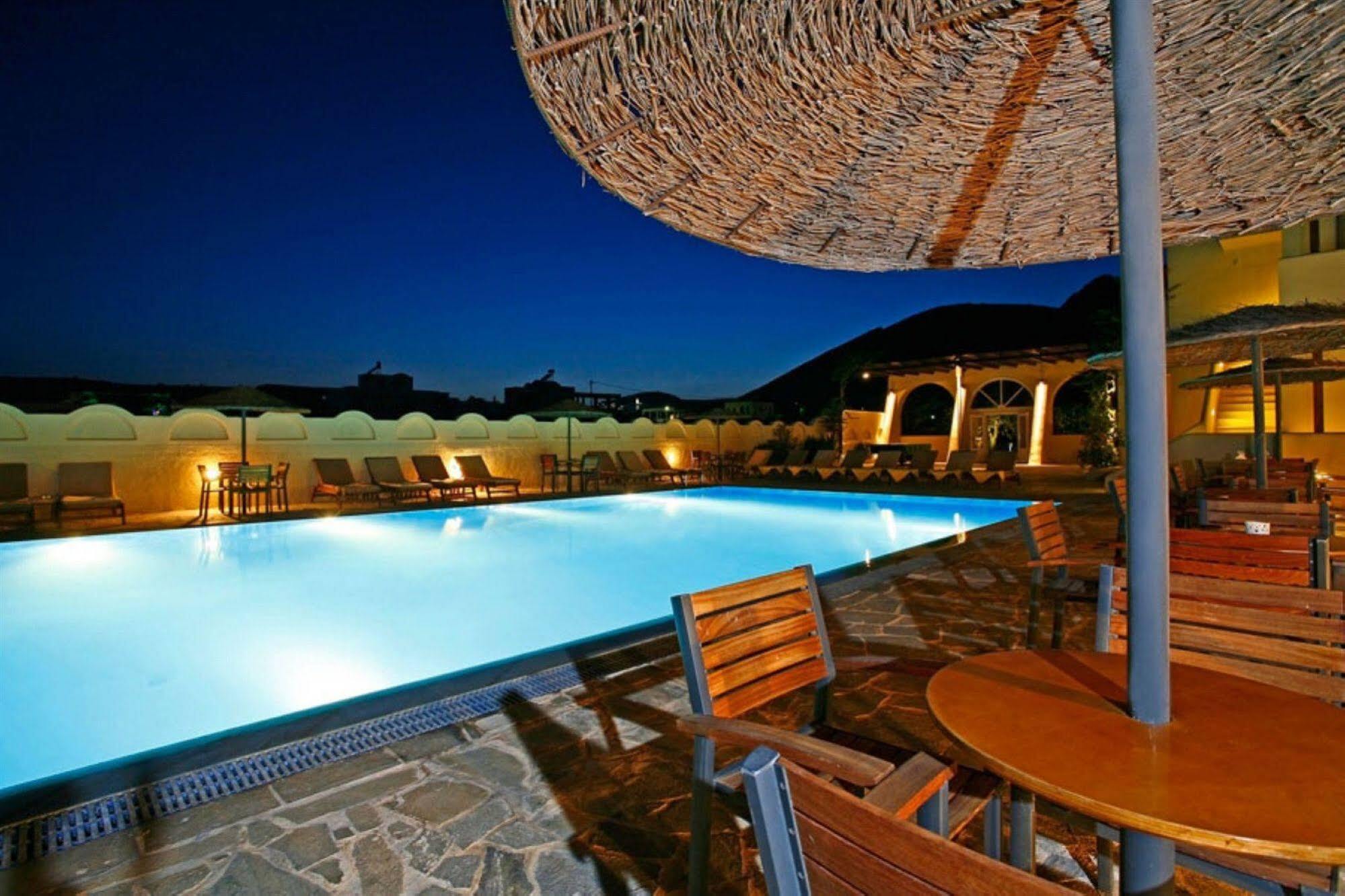Thera Mare Perissa  Exterior foto